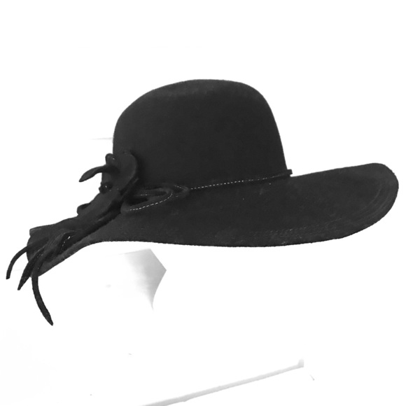 Scala Collezione Accessories - NEW Scala Black felt wool wide brim hat